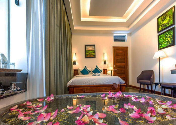 Honey Room Room